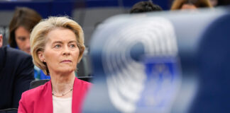 Europa, la Regina Tentenna… su Mercosur e anche a Davos. Giuseppe Arnò dal Brasile: “critica tutto, decide poco, rinvia sempre” Europa, la Regina Tentenna. Ursula von der Leyen