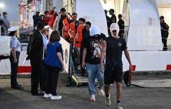 Filippine, affonda traghetto nel sud: 18 morti e 24 dispersi