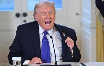 Furia Trump: “Mi fanno causa per la sala da ballo alla Casa Bianca”
