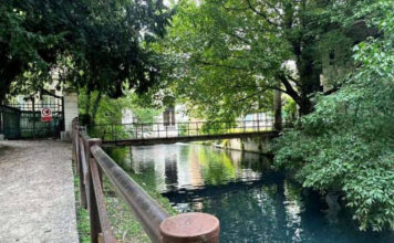 Giardino Salvi, vinto bando Fai e Intesa San Paolo: si rifarà la passerella tra parco e Loggia Longhena Giardino Salvi passerella