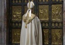 Giubileo, Papa chiude la Porta Santa di S. Pietro aperta da Francesco