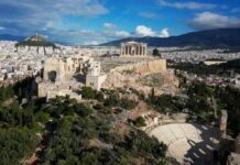 Grecia, voli sospesi in tutto il Paese per guasto a sistema di controllo