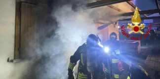 Incendio in una taverna a Isola Vicentina: intervento dei vigili del fuoco, famiglia in salvo Incendio taverna Isola Vicentina vigili del fuoco