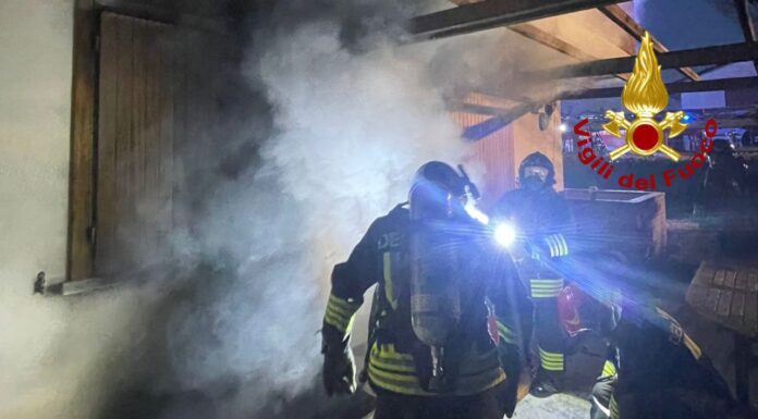 Incendio in una taverna a Isola Vicentina: intervento dei vigili del fuoco, famiglia in salvo Incendio taverna Isola Vicentina vigili del fuoco