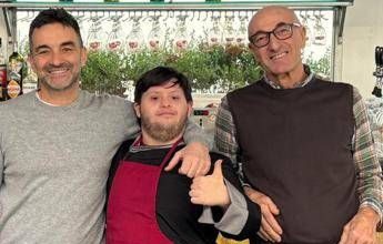 “Io qui lavoro”, il ristorante che forma i ragazzi a Ostia