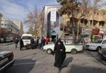 Iran, Ue sanziona ministro Interno Momeni e tre comandanti dei Pasdaran