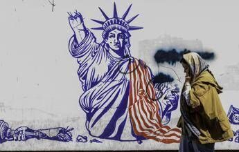 Iran, Wsj: possibile attacco Usa, Trump avvia ‘discussioni preliminari’