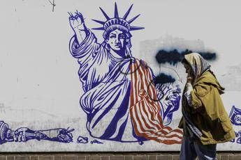 Iran, Wsj: possibile attacco Usa, Trump avvia ‘discussioni preliminari’