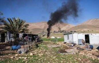 Israele, Idf: “Violenza coloni contro palestinesi in Cisgiordania aumentata del 25% nel 2025”