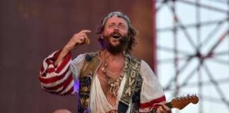 Jovanotti fan di Harry Styles, 8 ore di coda con la figlia Teresa a Parigi