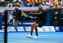 Kyrgios eliminato in doppio agli Australian Open, ma non ci sta: “Le regole sono stupide”