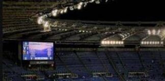 Lazio-Genoa in campo nel deserto, lo stadio Olimpico è vuoto