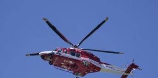 Marito accoltella la moglie, lei fugge gettandosi dalla finestra a Ventimiglia