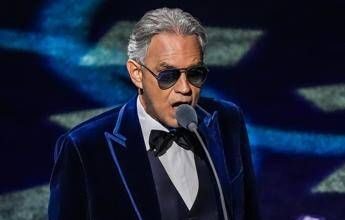Milano Cortina 2026, Andrea Bocelli alla cerimonia di apertura