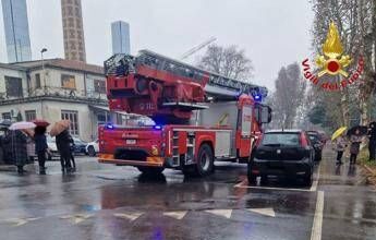 Milano, incendio all’ospedale Sacco: evacuati pazienti di un padiglione
