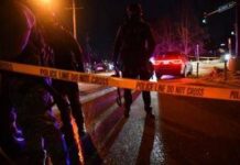 Minneapolis, nuove tensioni: agente spara e ferisce un immigrato durante controllo