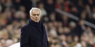 Mourinho al Real Madrid, scoppia il ‘giallo’: annuncio non arriva