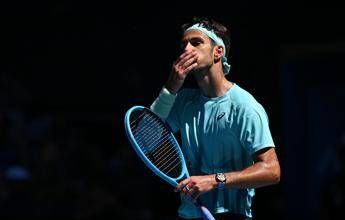 Musetti amaro dopo il ritiro: “Volevo continuare, ma c’era qualcosa di strano nella gamba”