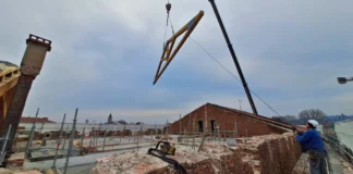 Vicenza, lavori a Palazzo del Territorio: l’assessore Spiller annuncia nuove capriate per il rifacimento del tetto Palazzo del Territorio, lavori di rifacimento del tetto