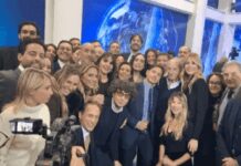 Pier Silvio Berlusconi, 34 anni del Tg5: “Come il buon vino, migliora nel tempo”