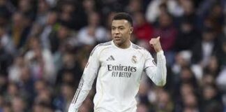 Real Madrid, la (rumorosa) protesta dei tifosi: Blancos sommersi dai fischi