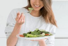 Salute, a gennaio +40% visite dal dietologo, buoni propositi battono prova costume