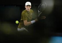 Sinner spreca, Djokovic è eterno: Nole elimina Jannik e raggiunge Alcaraz in finale