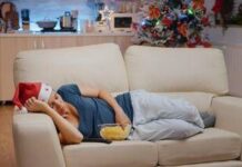 Sonno dopo pranzo? E’ normale ma non è colpa della digestione