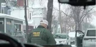 “Spacchiamo il vetro”, agenti Ice minacciano i giornalisti di In mezz’ora