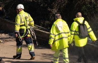 Spagna, treno contro gru: nuovo incidente ferroviario