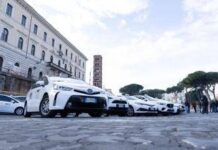 Taxi, sciopero e proteste: Salvini convoca i sindacati