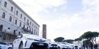 Taxi, sciopero e proteste: Salvini convoca i sindacati controlli su taxi e NCC a Civitavecchia