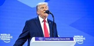 Trump e la gaffe a Davos, Groenlandia diventa Islanda
