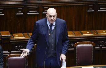 Ucraina, Crosetto su proroga aiuti a Kiev: “Qualcuno se ne vergogna, io ne sono fiero”