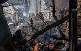 Ucraina-Russia-Usa, riflettori puntati su vertice Abu Dhabi: negoziati per stop guerra tra Mosca e Kiev