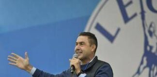 Ucraina, Vannacci: “Basta dare soldi e armi o entriamo in guerra con la Russia”