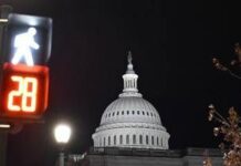 Usa, inizia lo shutdown: niente fondi Ice nel bilancio approvato al Senato