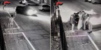 Vaga nudo e lascia droga davanti alla caserma dei carabinieri, 43enne denunciato