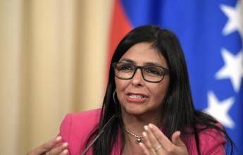Venezuela, Rodriguez conferma negoziati su ambasciate: “Per ribadire condanna agli Usa”