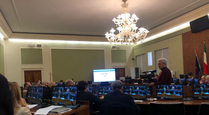 Caso Silva–ex Safond, nessuna data per la conferenza decisoria: Provincia e comitati a confronto Silva-ex Safond: Provincia e comitati a confronto