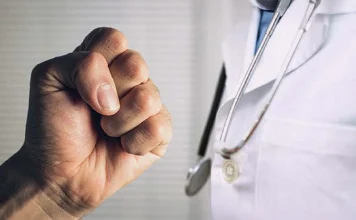 Aggressioni personale sanitario, l’ULSS 8 lancia il “May Day GPS”: un tasto d’allarme per medici e infermieri aggressioni personale sanitario