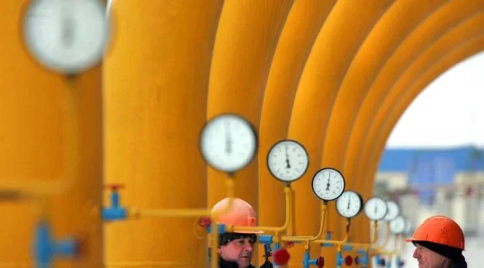 Stop a gas russo da 2027: via libera finale dall’Ue gas russia