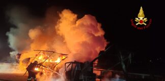 Tragedia sull’A22 a Brentino Belluno (VR): furgone si incendia dopo il tamponamento, due morti Brentino Belluno