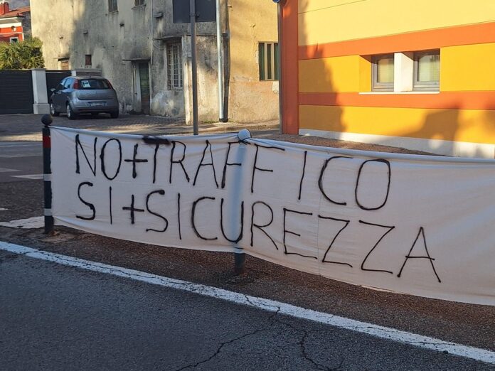 schio via fogazzaro protesta residenti riapertura