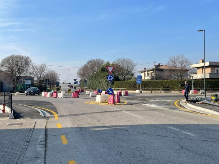 semafori Romano d'Ezzelino rotatoria via Nard sp 57