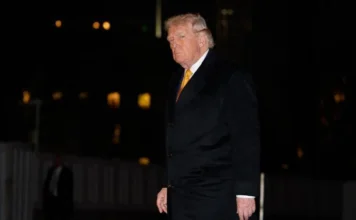 Minneapolis, Trump cambia strategia: via gli agenti Ice trump