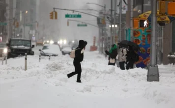 Usa, almeno 7 morti per la tempesta invernale: 860mila persone senza elettricità tempesta stati uniti