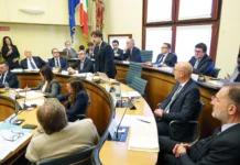 Autonomia Veneto, Stefani in Consiglio: “Iter avanti con slancio e dialogo costante con Roma” autonomia veneto alberto stefani