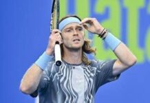 Alcaraz perde tempo, Rublev si lamenta e litiga con l’arbitro a Doha