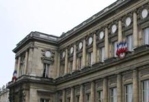 Ambasciatore Usa convocato non si presenta, l’indignazione di Parigi